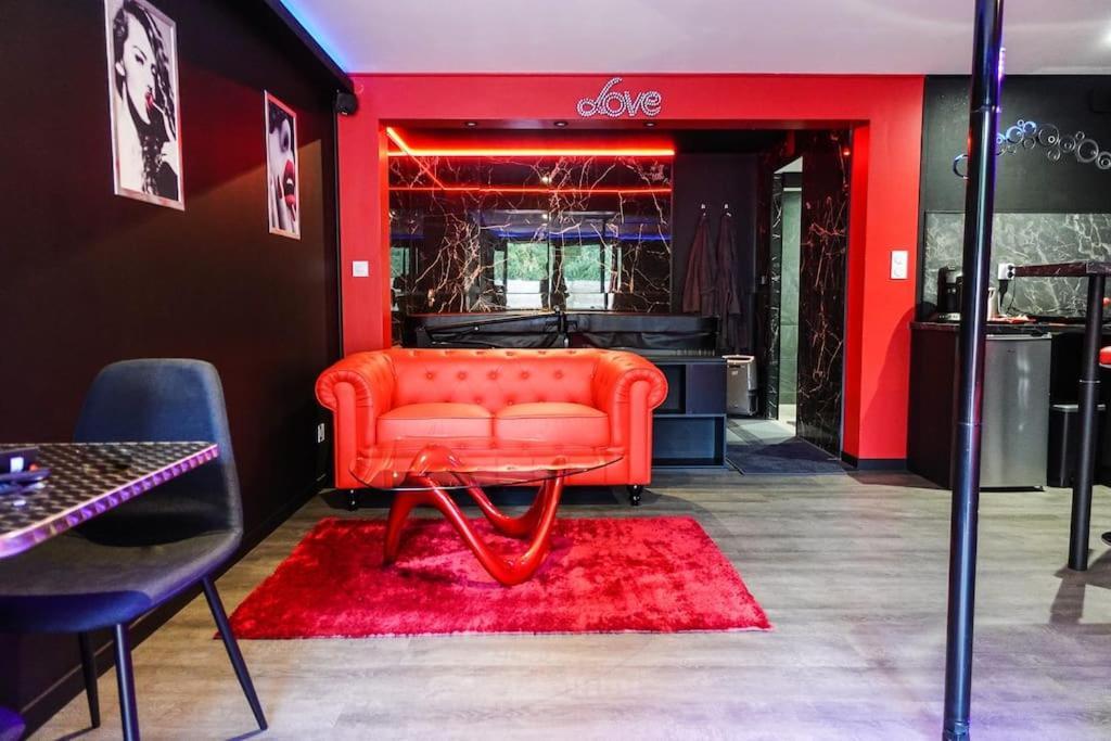 Love Room Passion Saint-Hilaire-de-Talmont 外观 照片